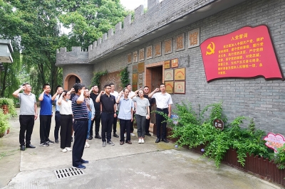 參觀海寧抗戰史展覽館